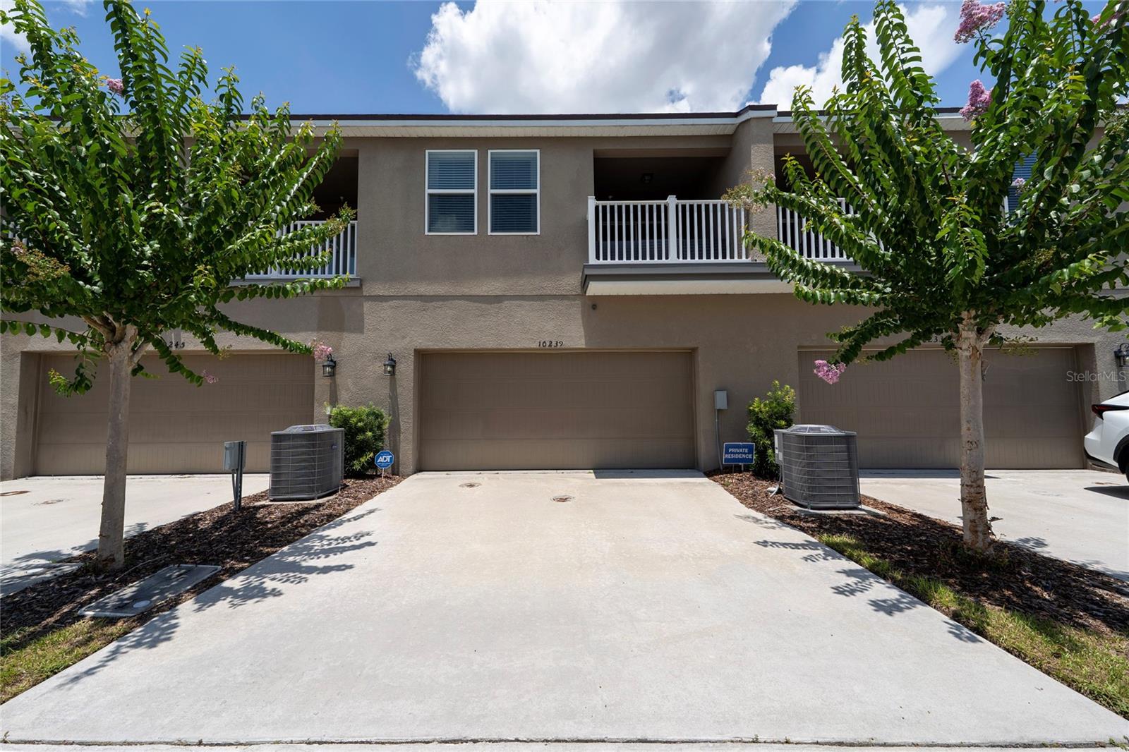 RANDAL WALK - Residential