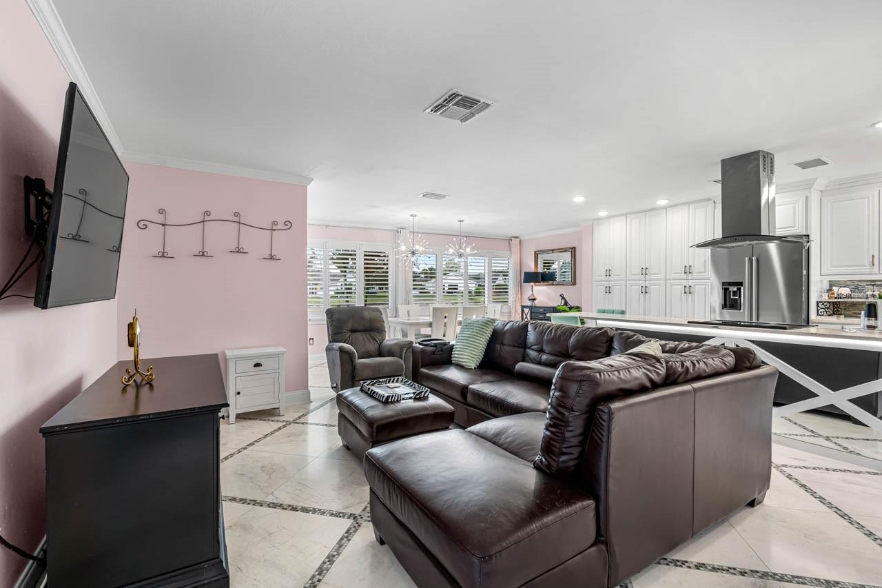 GLOUCESTER M CONDO - Residential