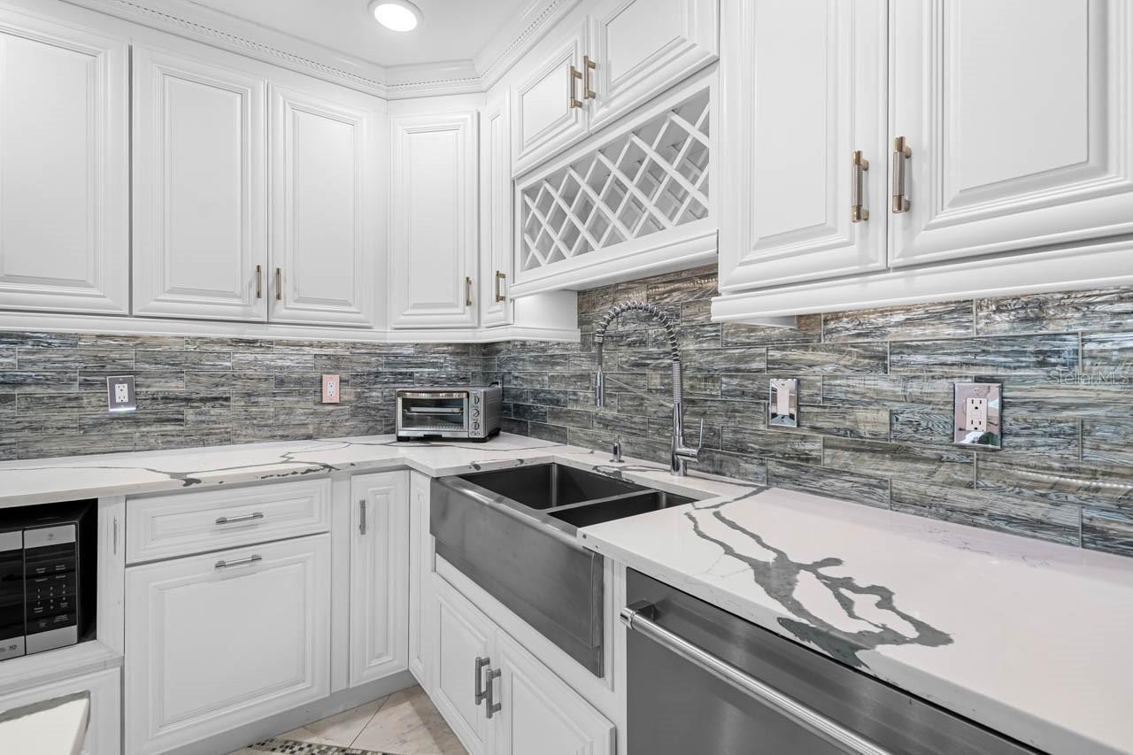 GLOUCESTER M CONDO - Residential