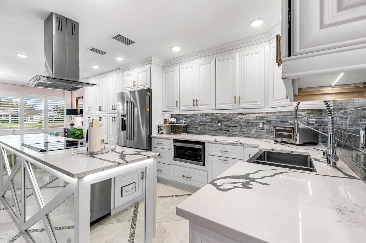 GLOUCESTER M CONDO - Residential