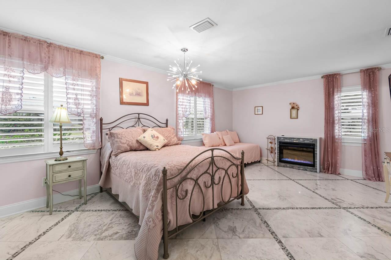 GLOUCESTER M CONDO - Residential