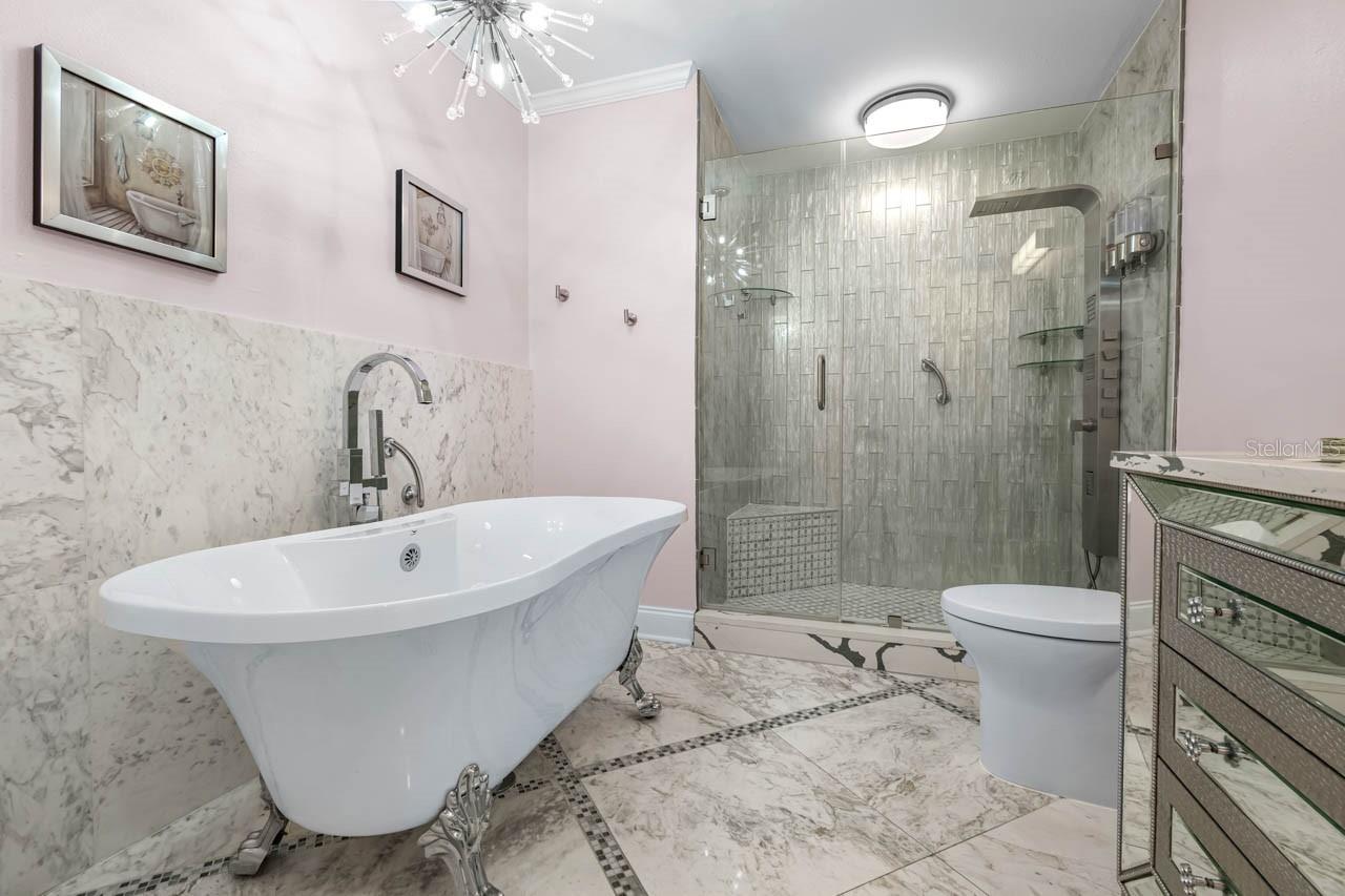GLOUCESTER M CONDO - Residential