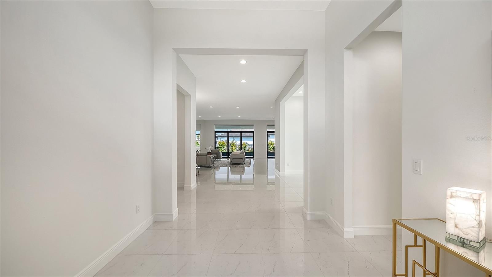 ARTISTRY SARASOTA - Residential