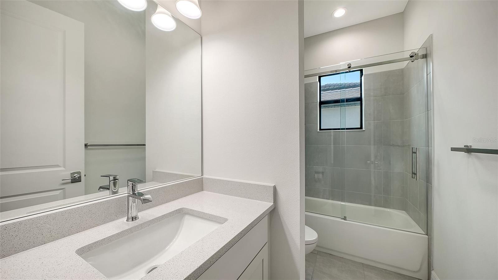 ARTISTRY SARASOTA - Residential