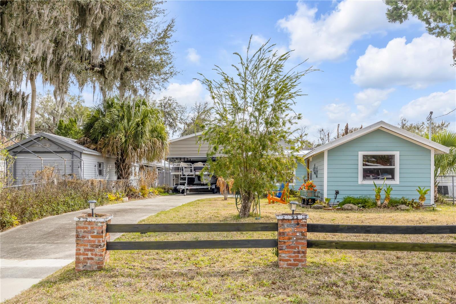 INDIAN HARBOR ESTATES UNIT 04 - Residential
