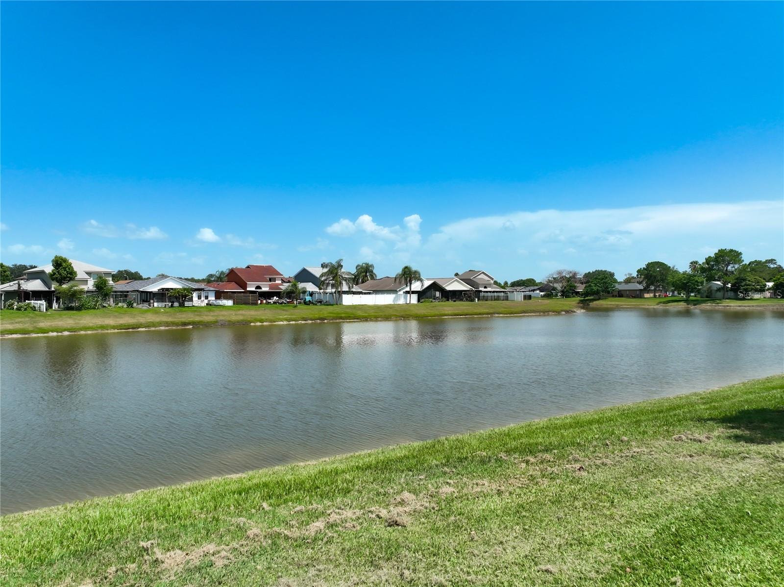 BVL LAKEPOINTE TWNHMS - Residential