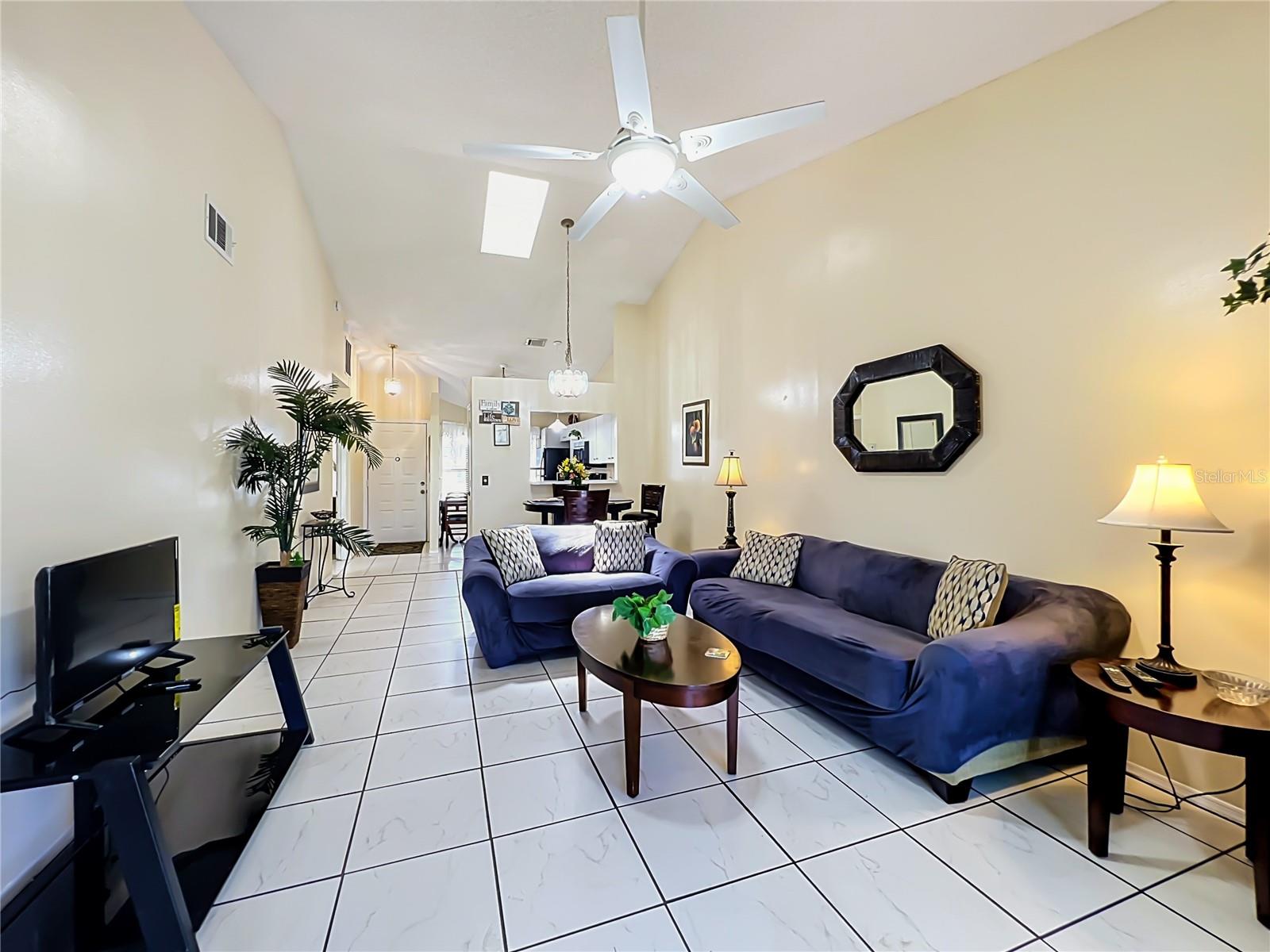 BVL LAKEPOINTE TWNHMS - Residential
