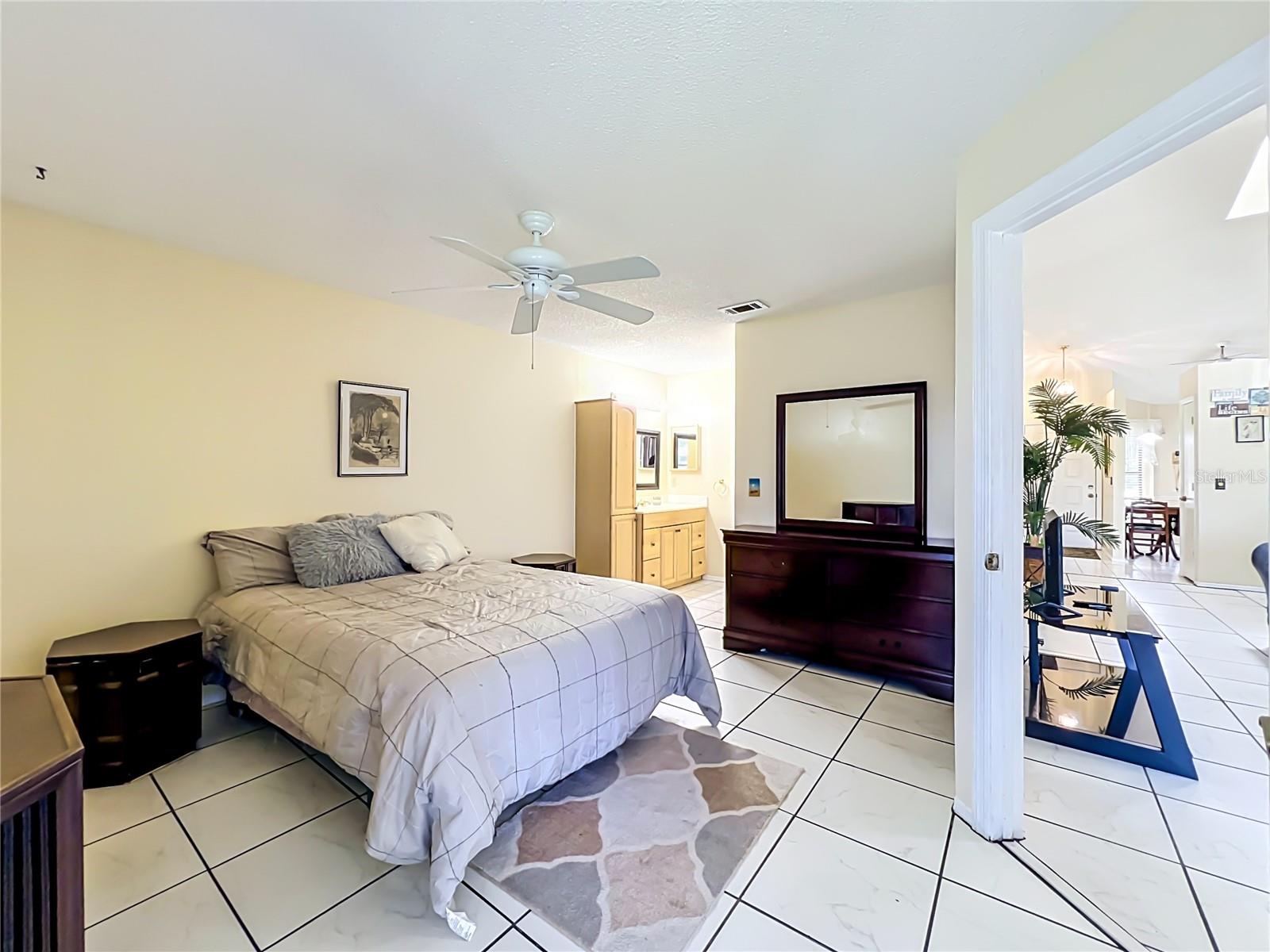 BVL LAKEPOINTE TWNHMS - Residential