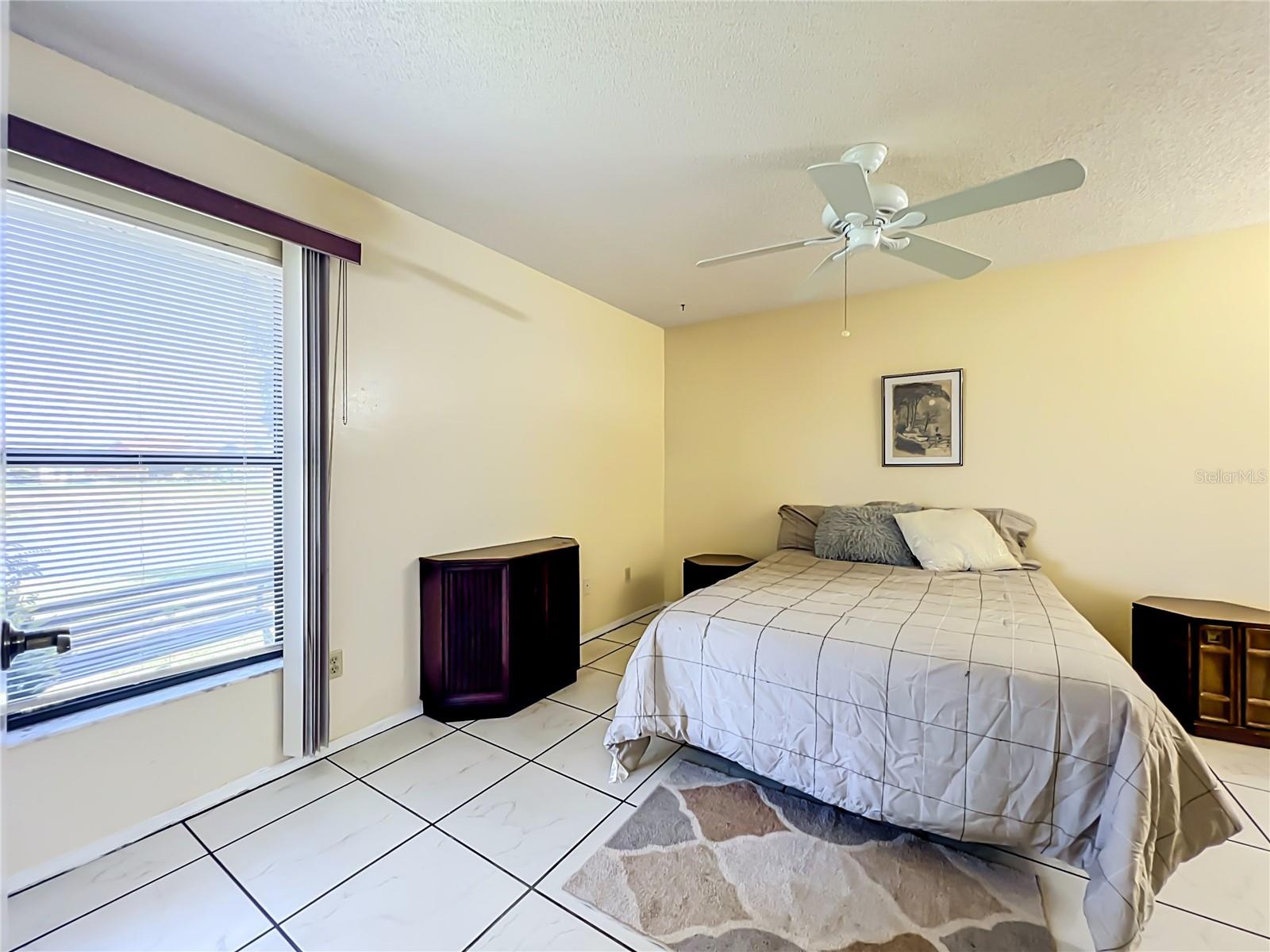 BVL LAKEPOINTE TWNHMS - Residential