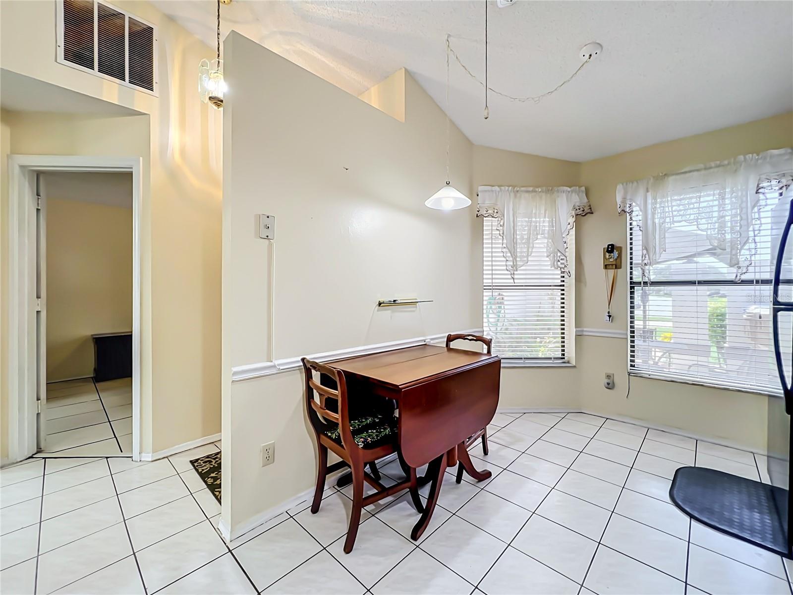 BVL LAKEPOINTE TWNHMS - Residential