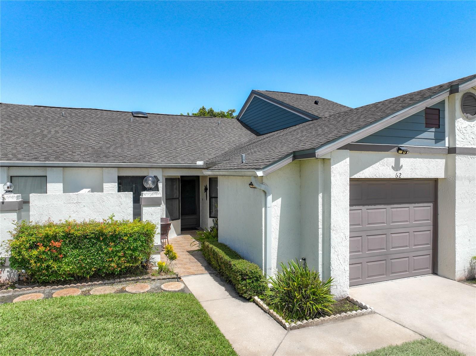 BVL LAKEPOINTE TWNHMS - Residential