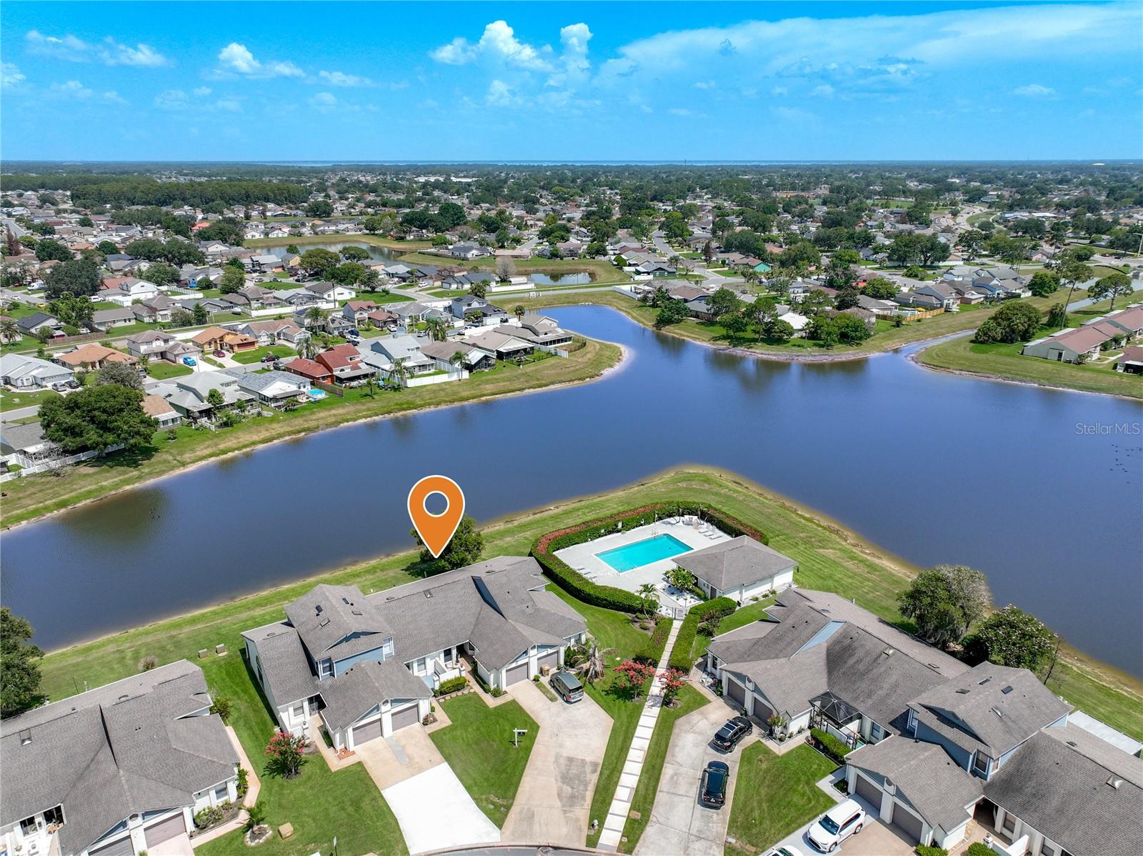 BVL LAKEPOINTE TWNHMS - Residential