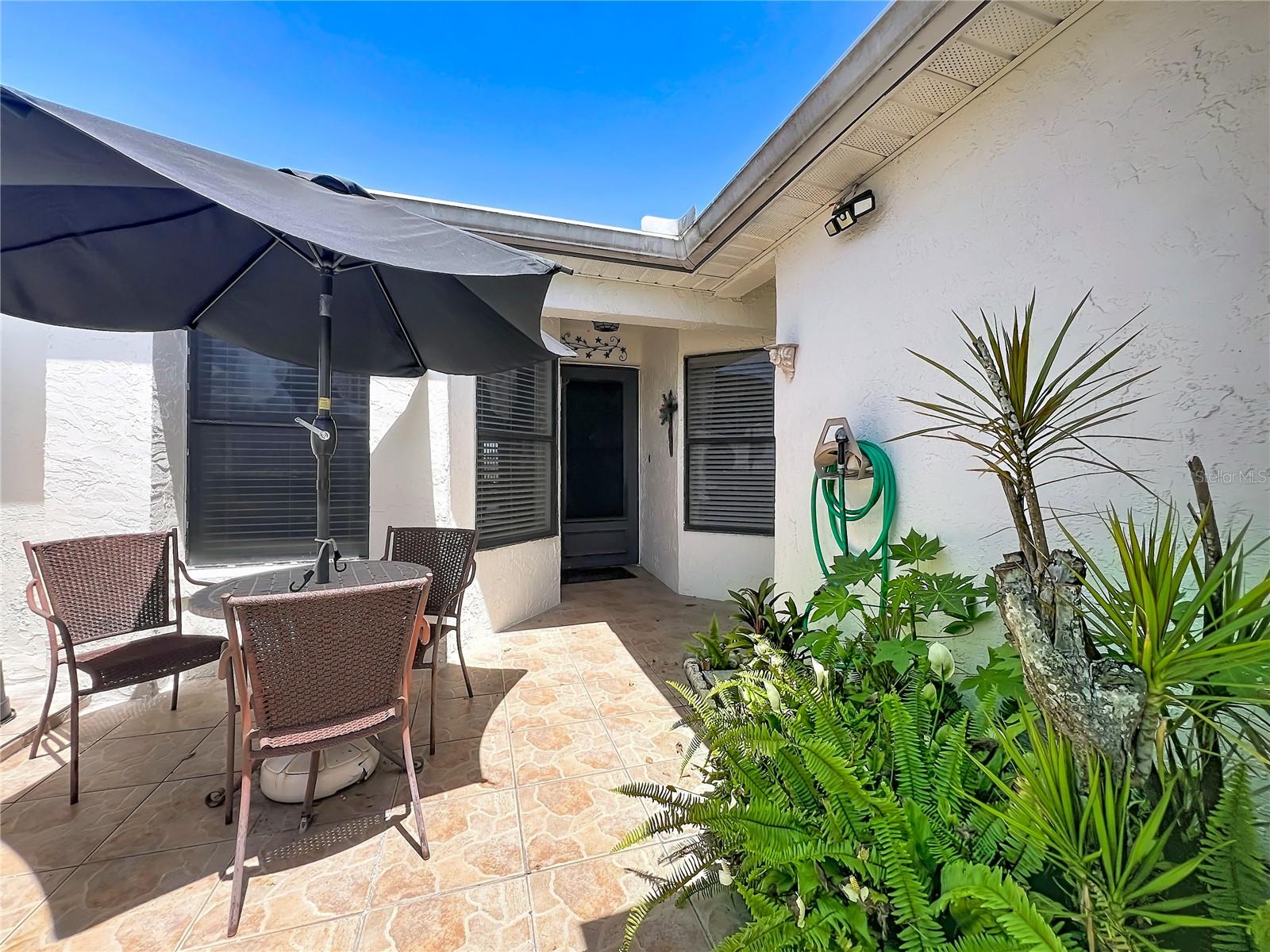 BVL LAKEPOINTE TWNHMS - Residential