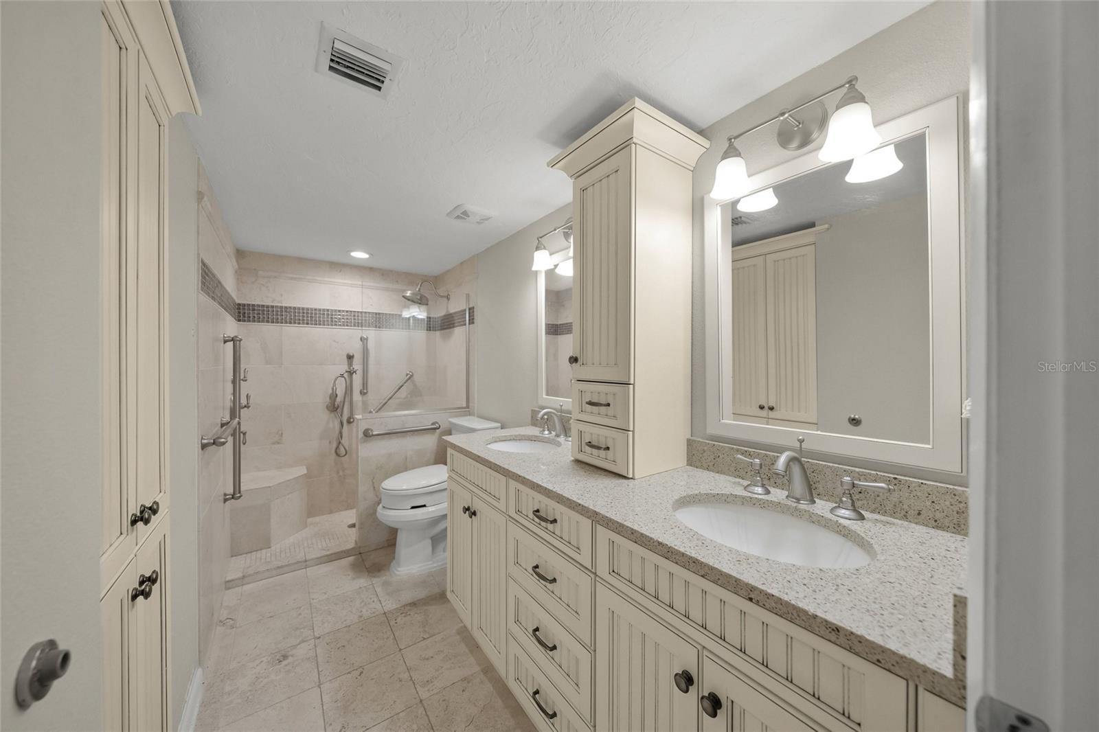 GULF & BAY CLUB PH 6 - Residential