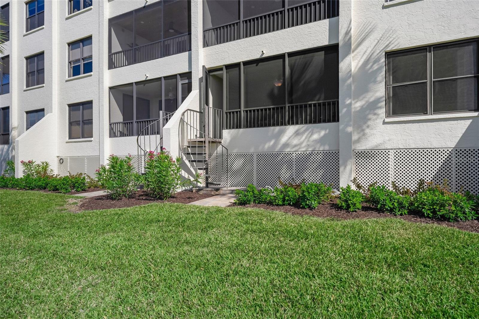 GULF & BAY CLUB PH 6 - Residential