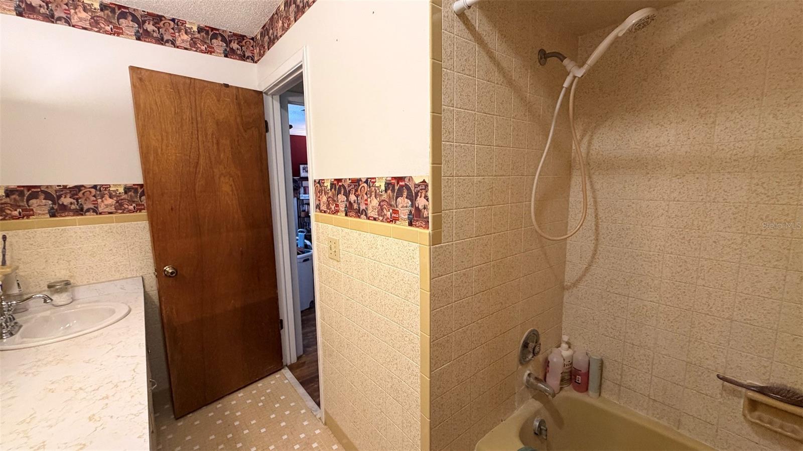 DAVIS LAKE GOLF ESTATES UNIT 01 - Residential