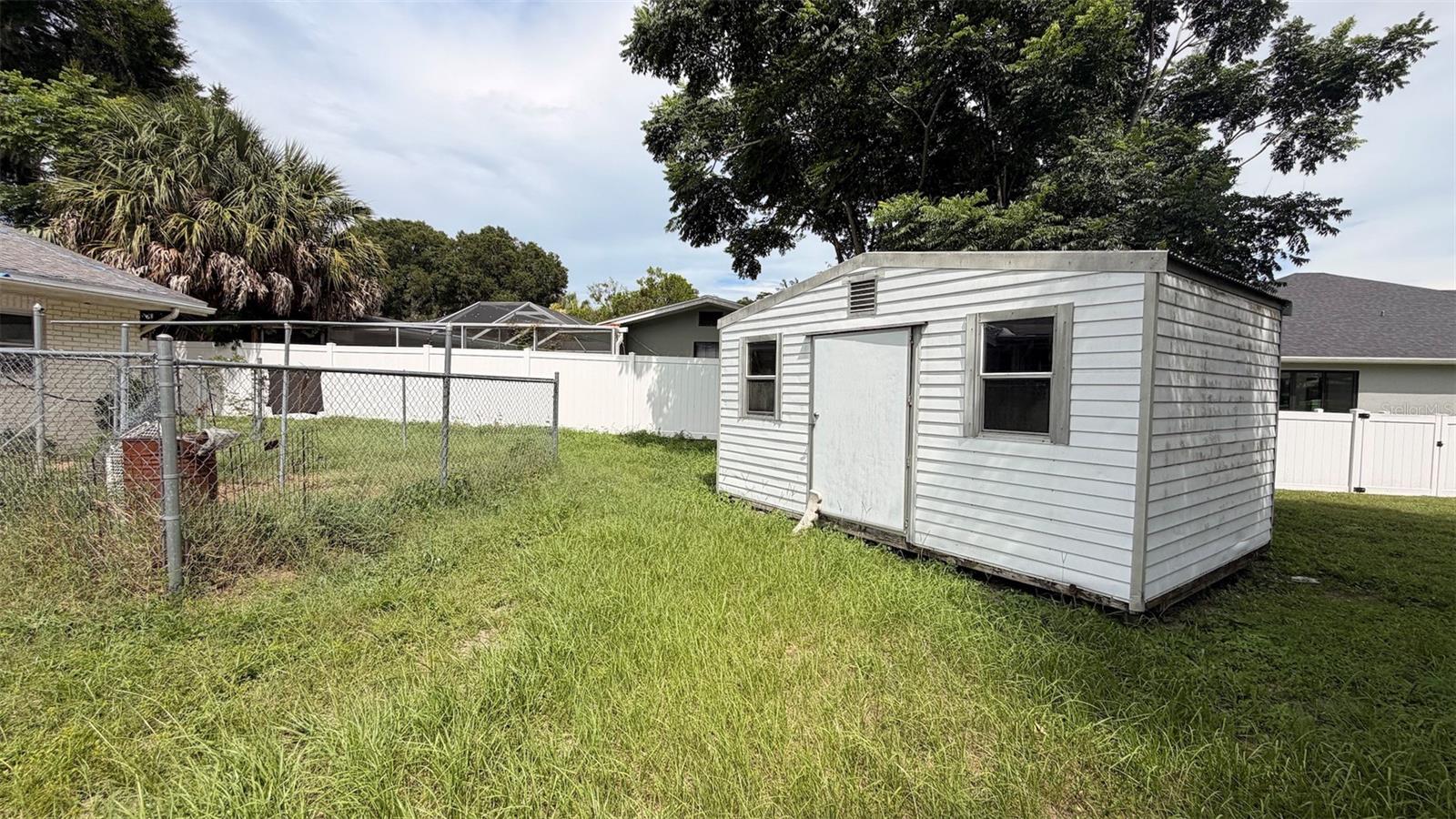 DAVIS LAKE GOLF ESTATES UNIT 01 - Residential