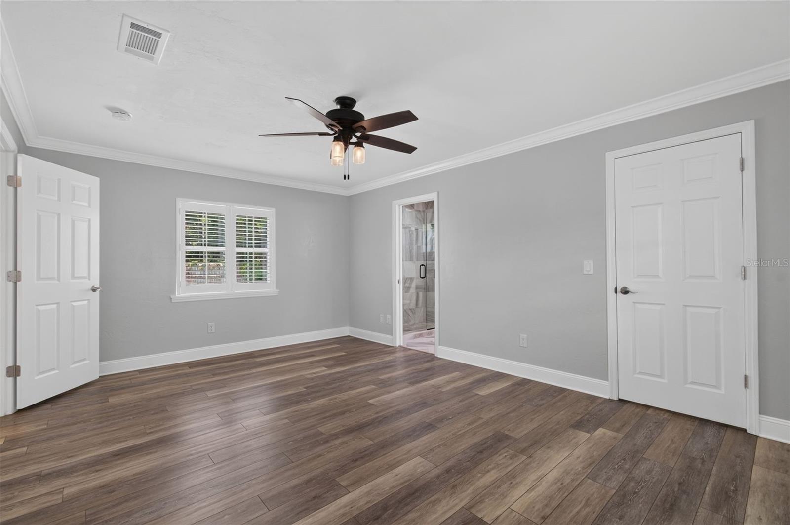 HIDDEN OAKS - Residential