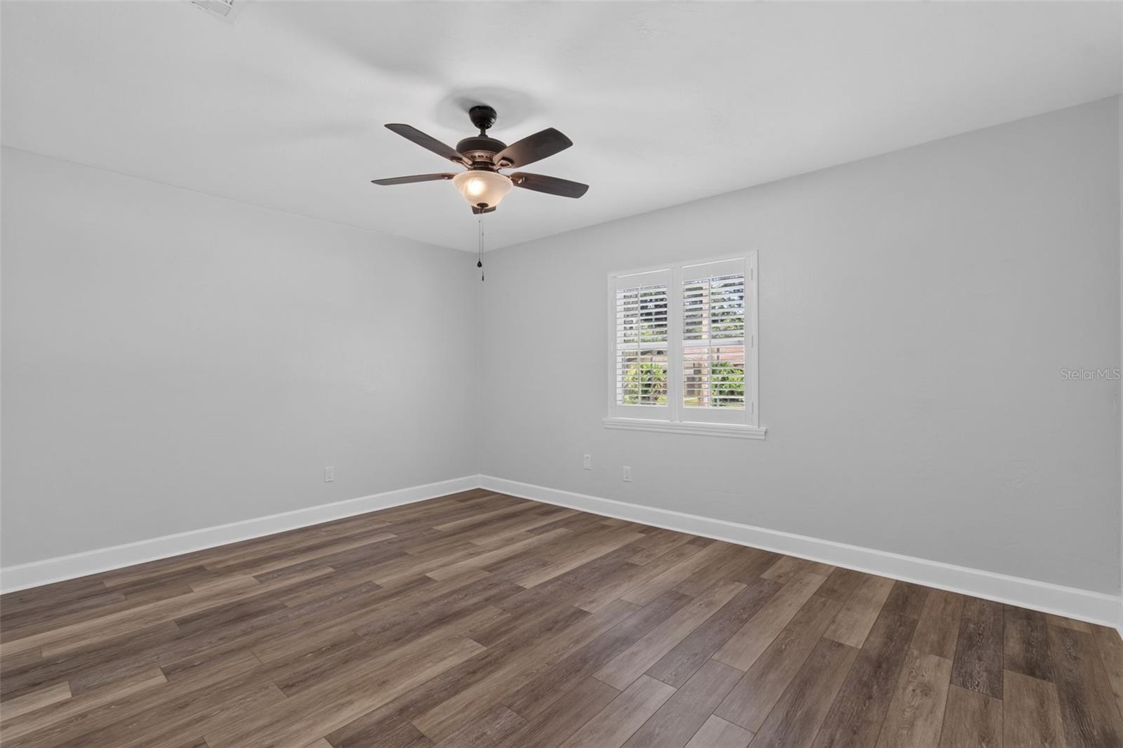 HIDDEN OAKS - Residential