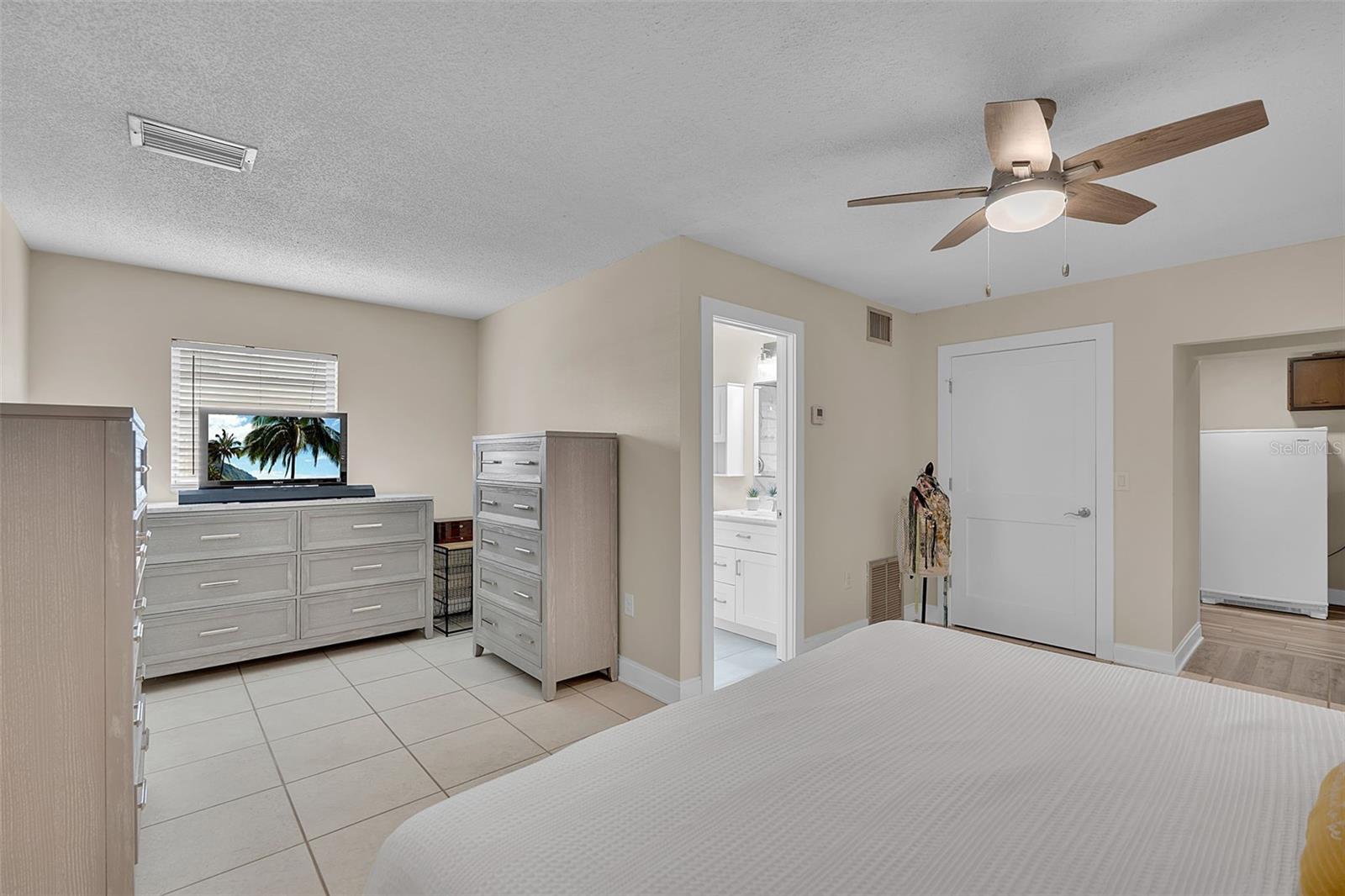 HIGHLAND SHORES SECOND UNIT - Residential