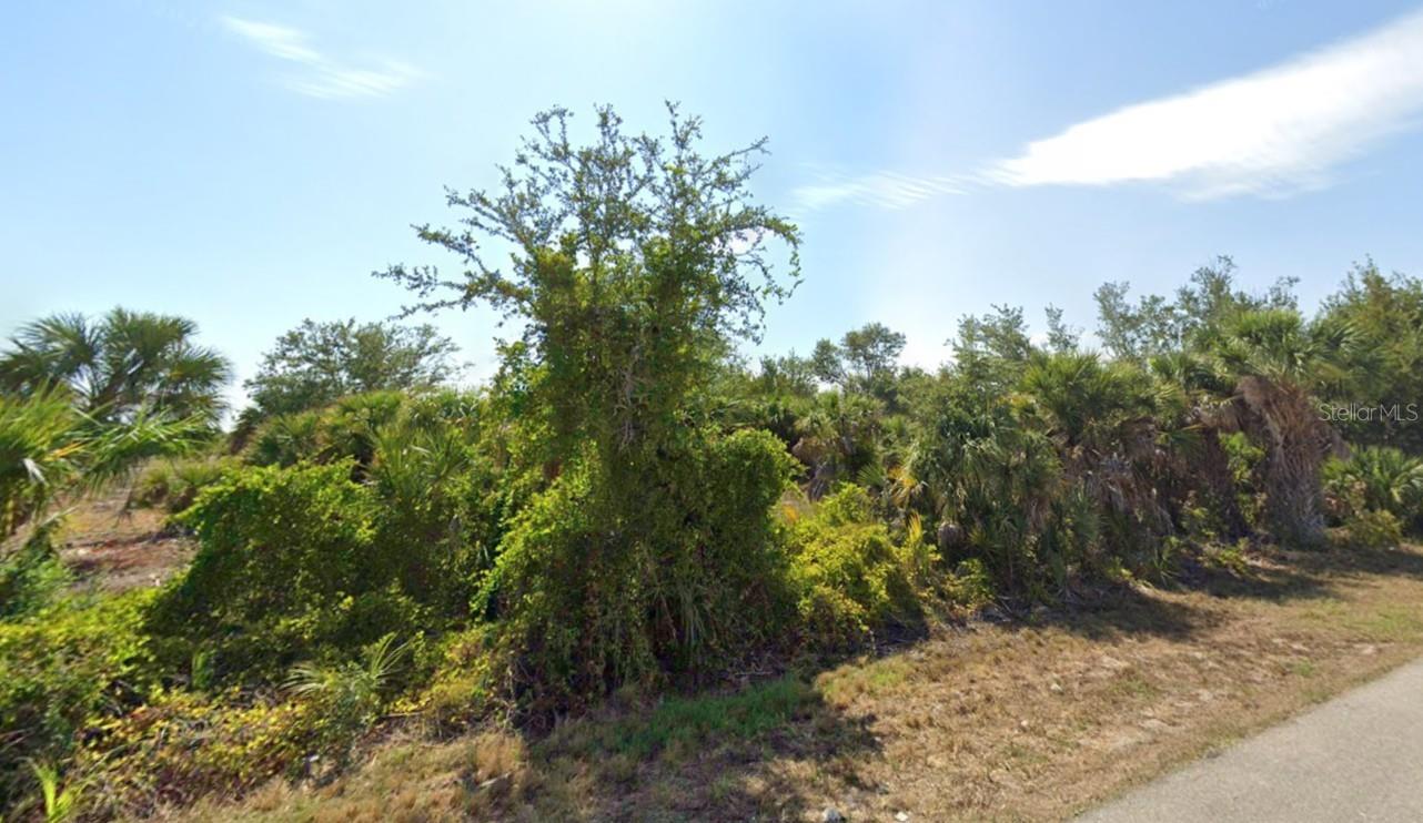 PORT CHARLOTTE SEC 071 - Land