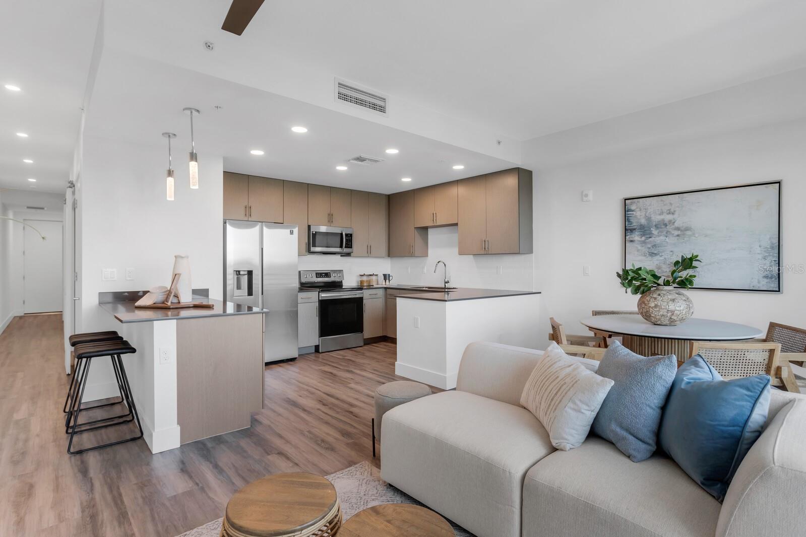 THE STRAND - Residential
