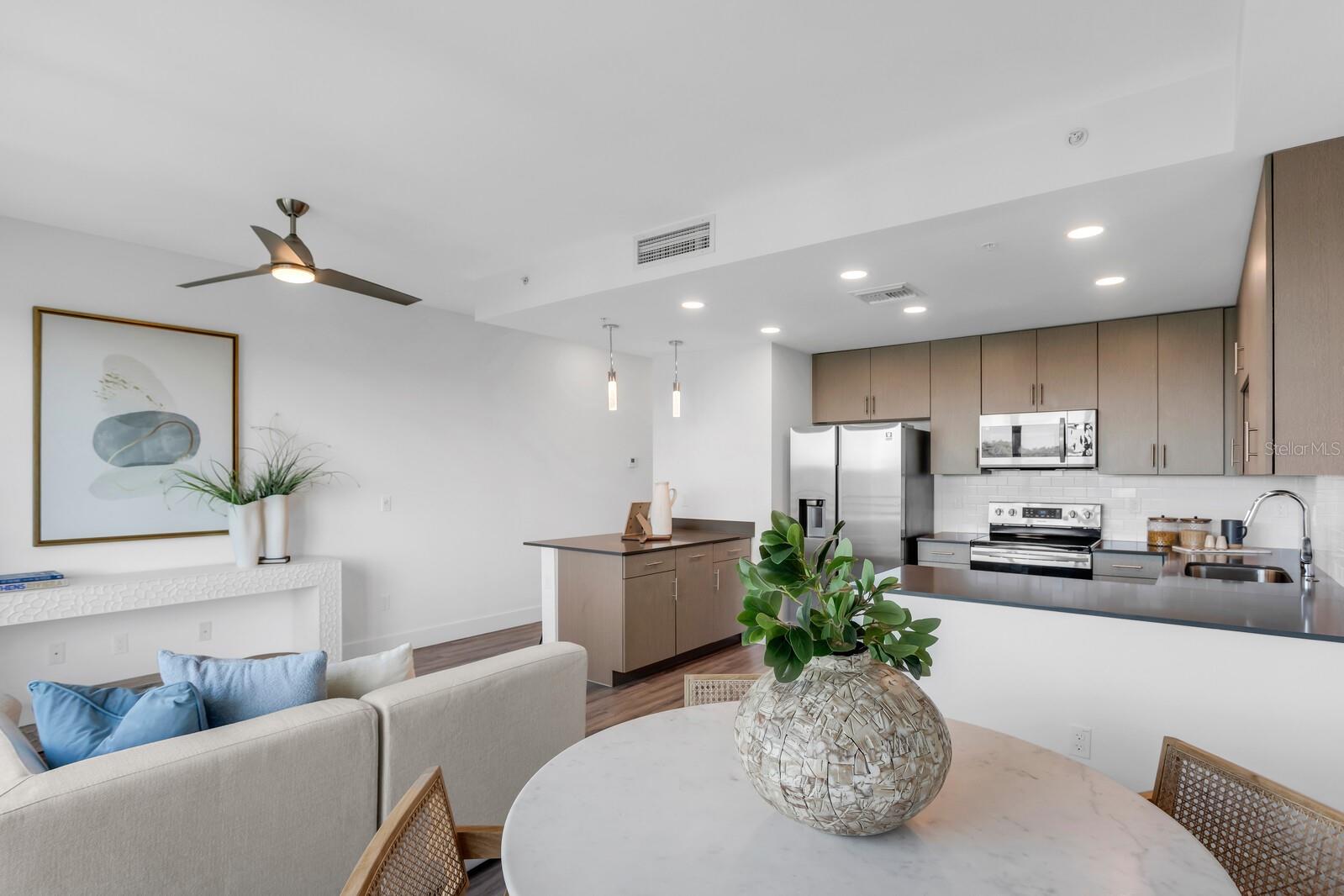 THE STRAND - Residential