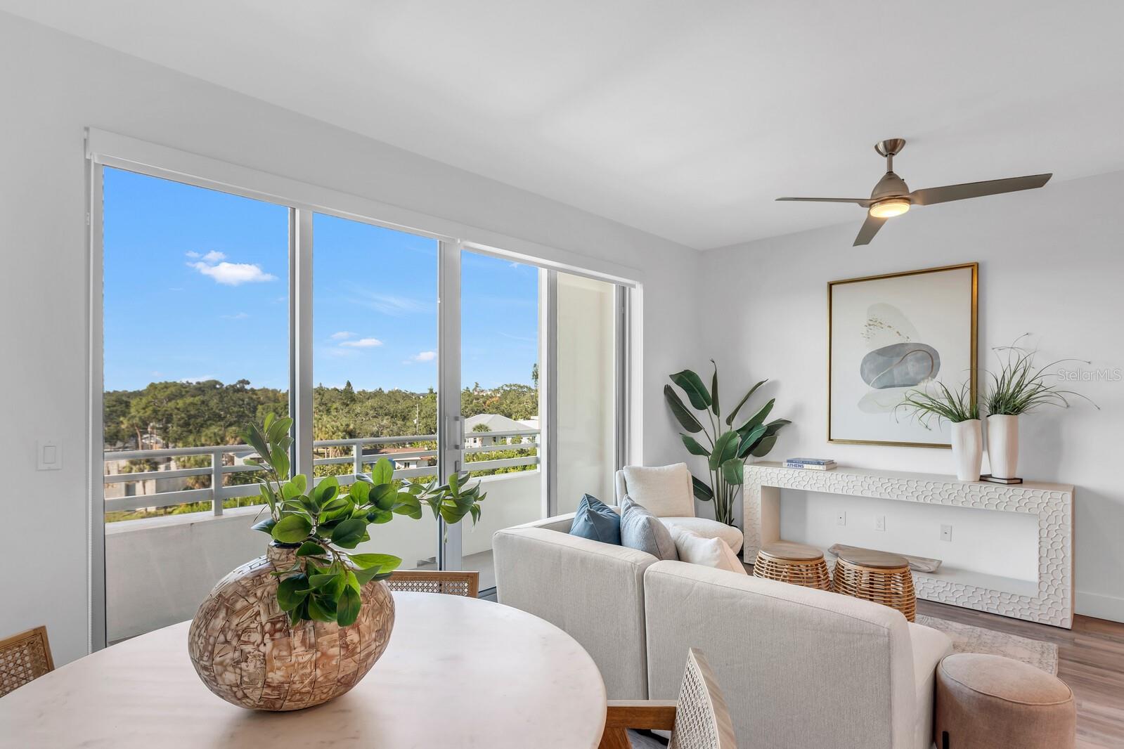 THE STRAND - Residential
