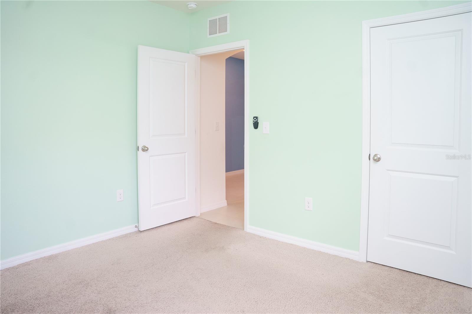SOUTHERN OAKS PH I & II - Residential