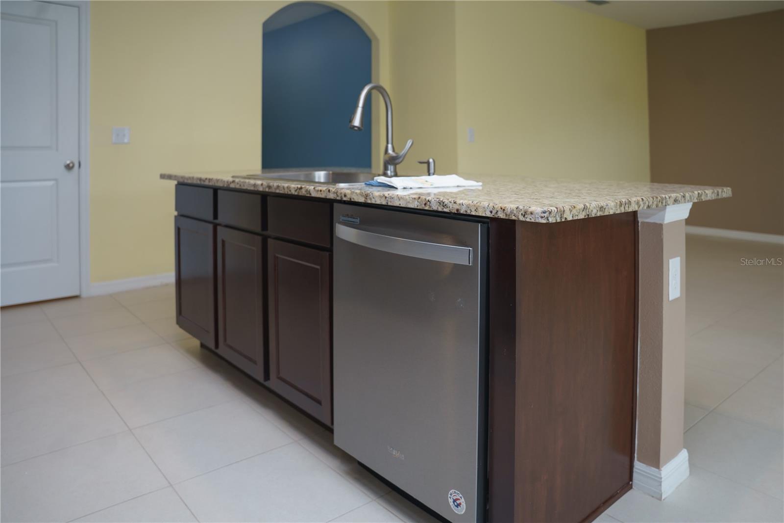 SOUTHERN OAKS PH I & II - Residential