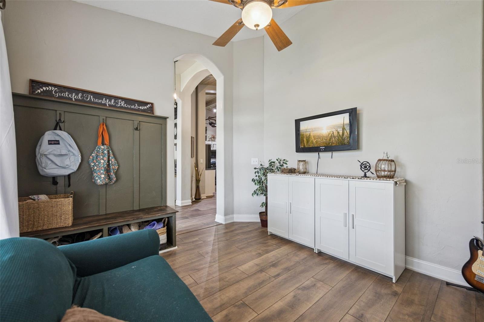 CRESCENT LAKE CLUB THIRD ADD - Residential