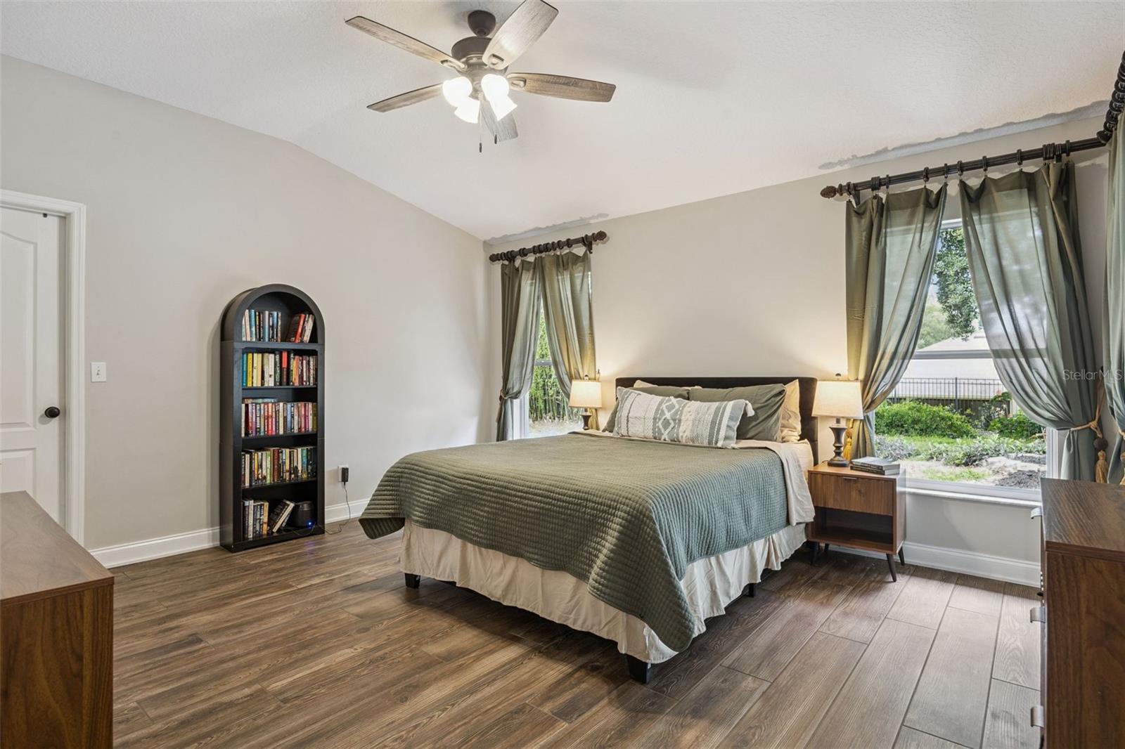 CRESCENT LAKE CLUB THIRD ADD - Residential
