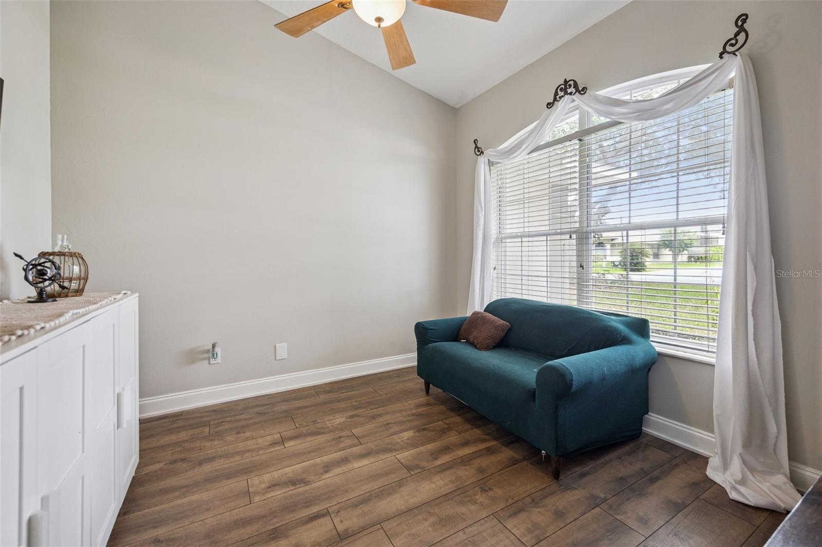 CRESCENT LAKE CLUB THIRD ADD - Residential