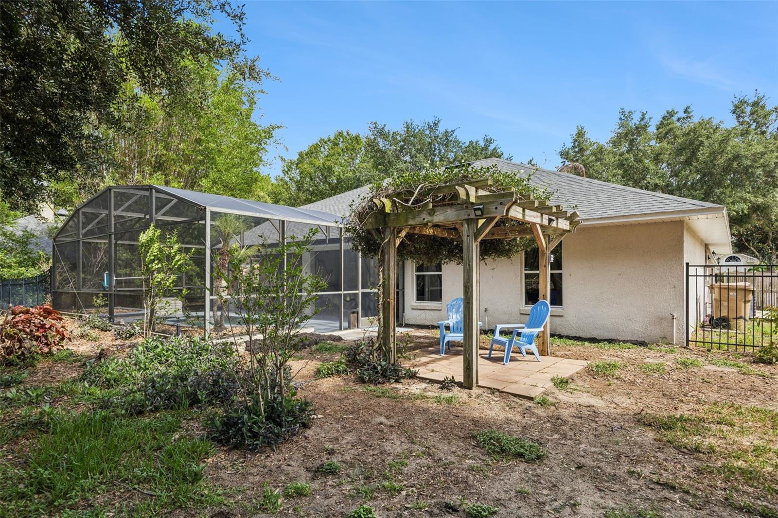 CRESCENT LAKE CLUB THIRD ADD - Residential