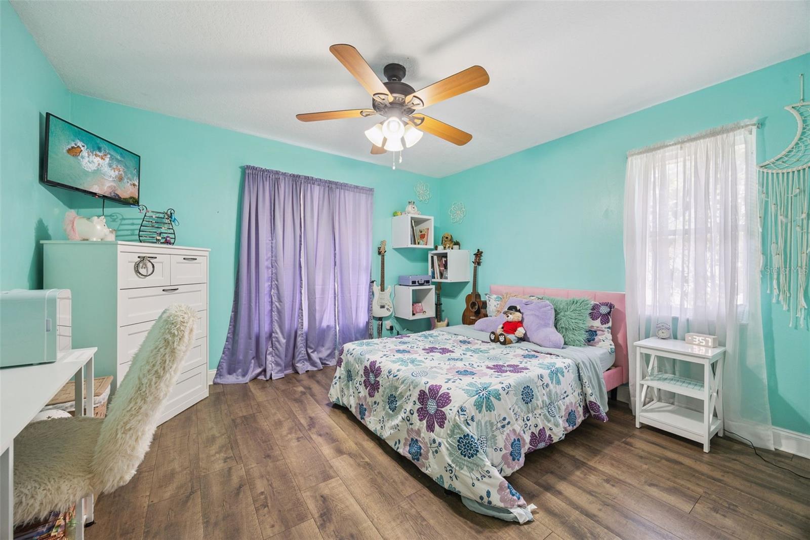 CRESCENT LAKE CLUB THIRD ADD - Residential