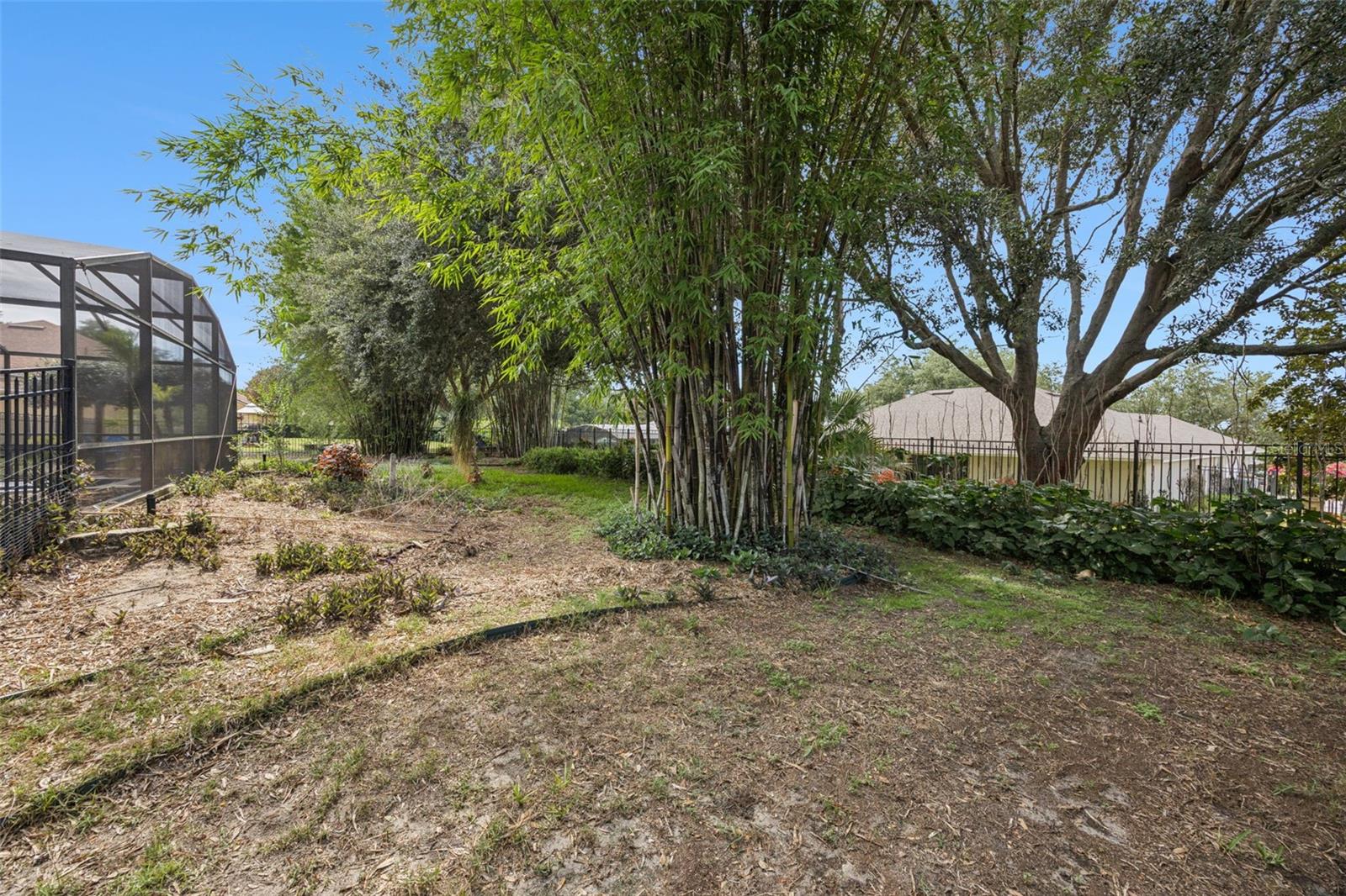 CRESCENT LAKE CLUB THIRD ADD - Residential
