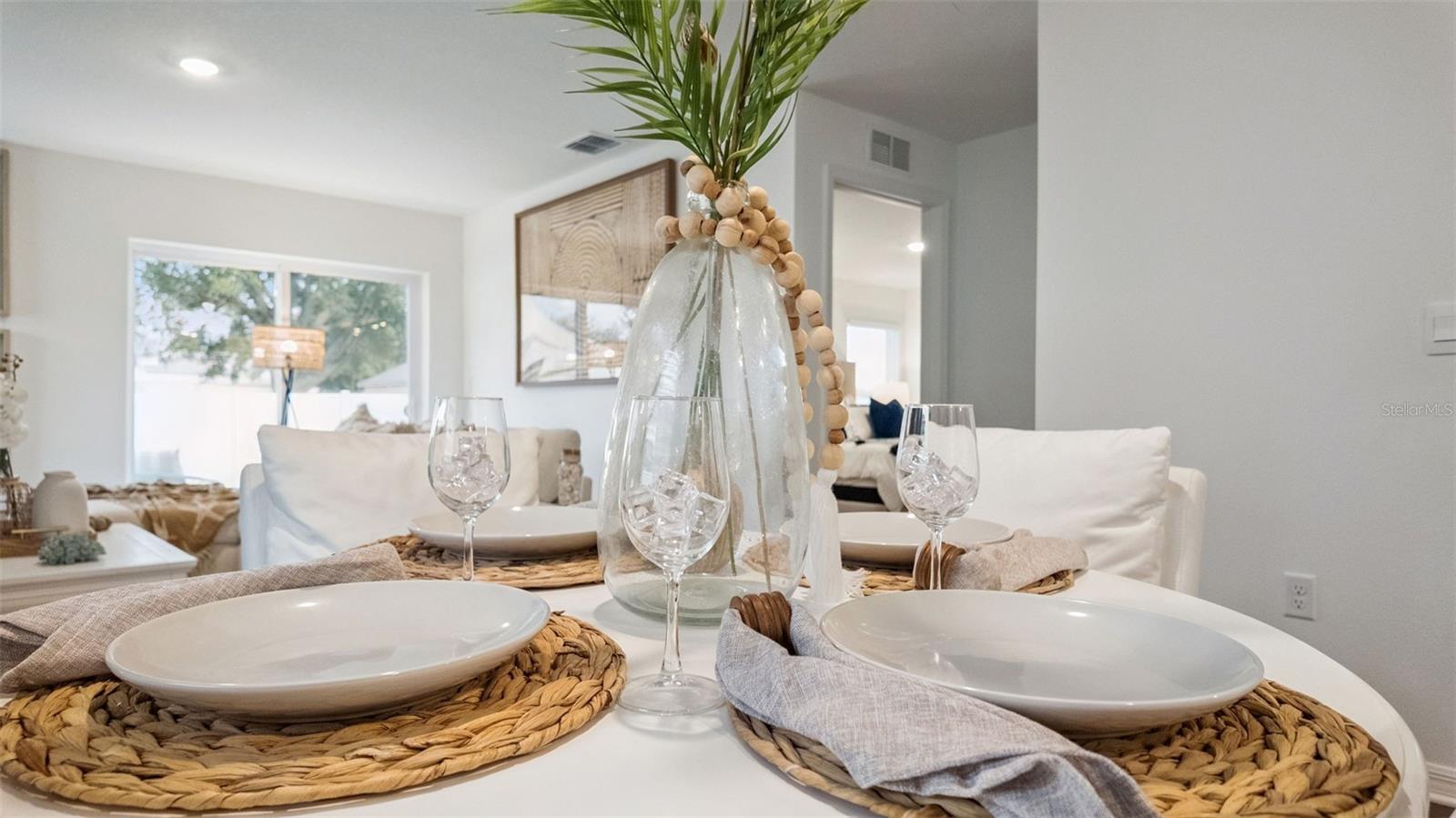 LEOMAS LANDING - Residential