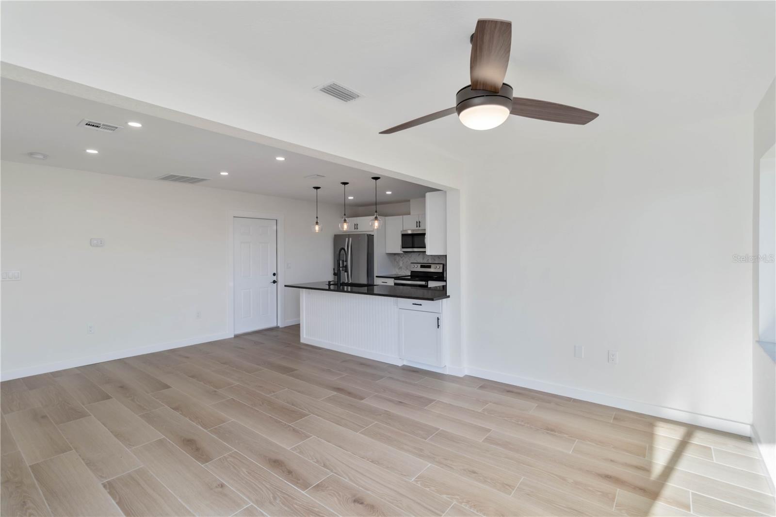 ROTONDA WEST OAKLAND HILLS - Residential Income
