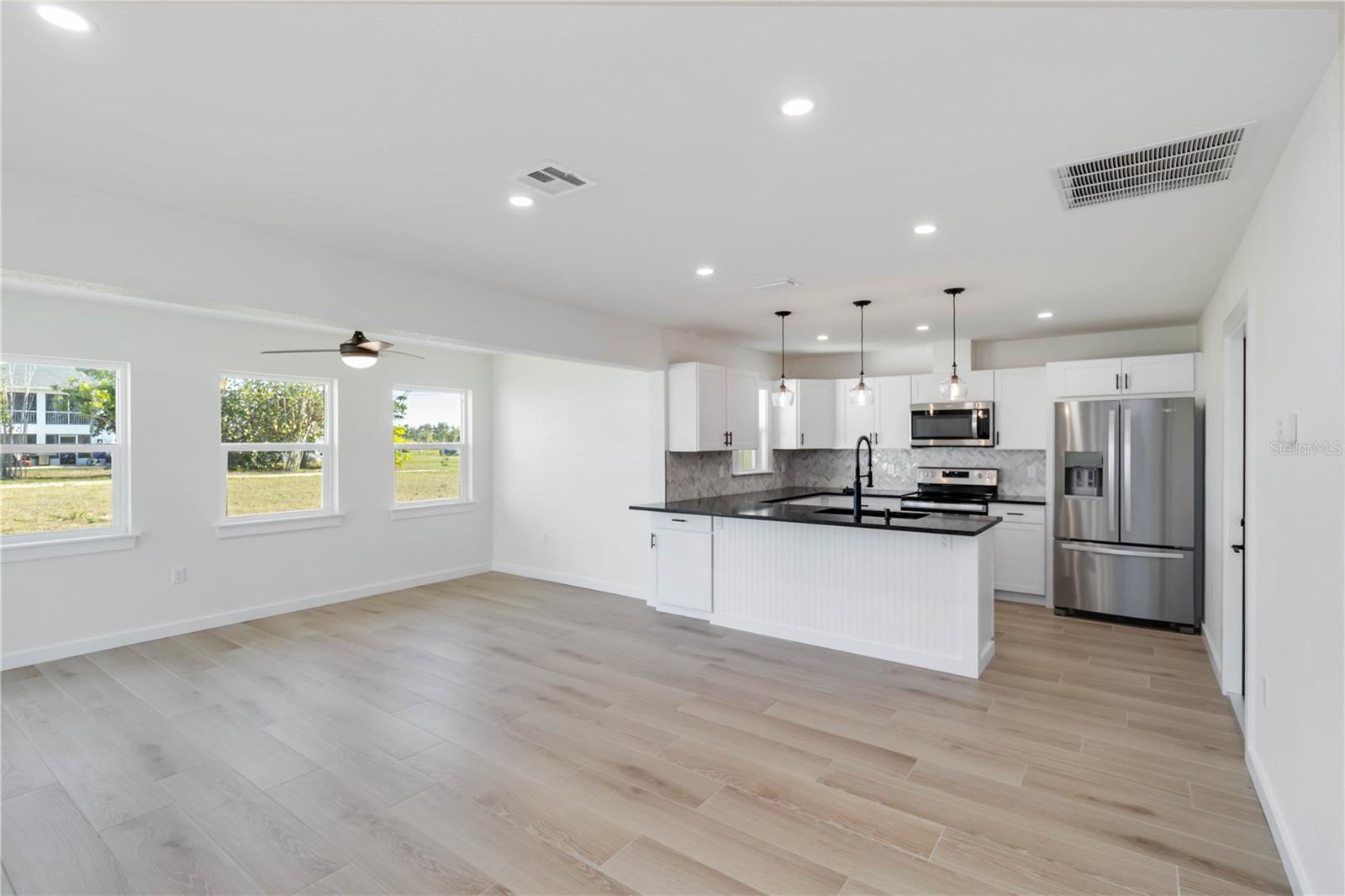 ROTONDA WEST OAKLAND HILLS - Residential Income
