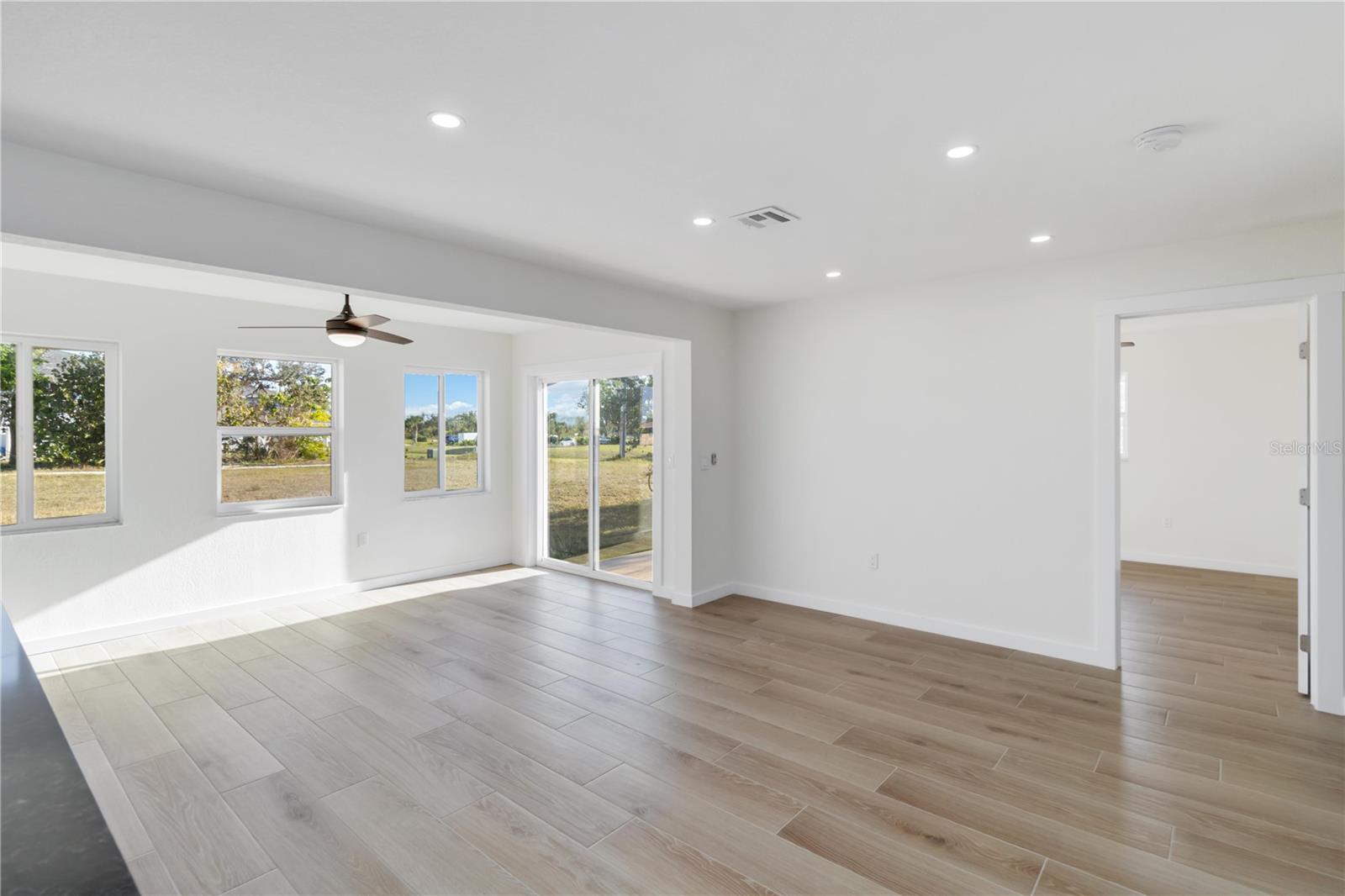 ROTONDA WEST OAKLAND HILLS - Residential Income