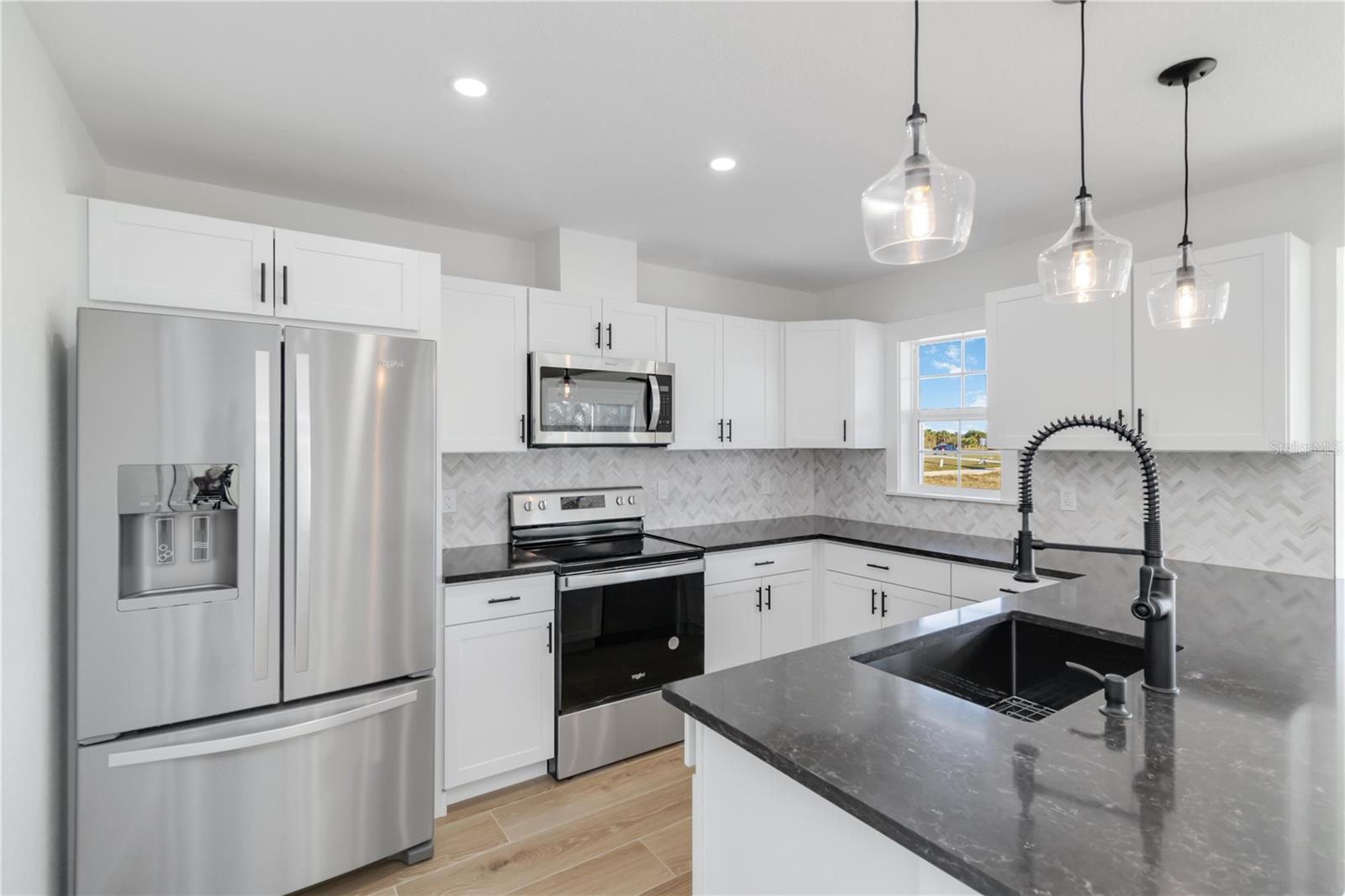ROTONDA WEST OAKLAND HILLS - Residential Income
