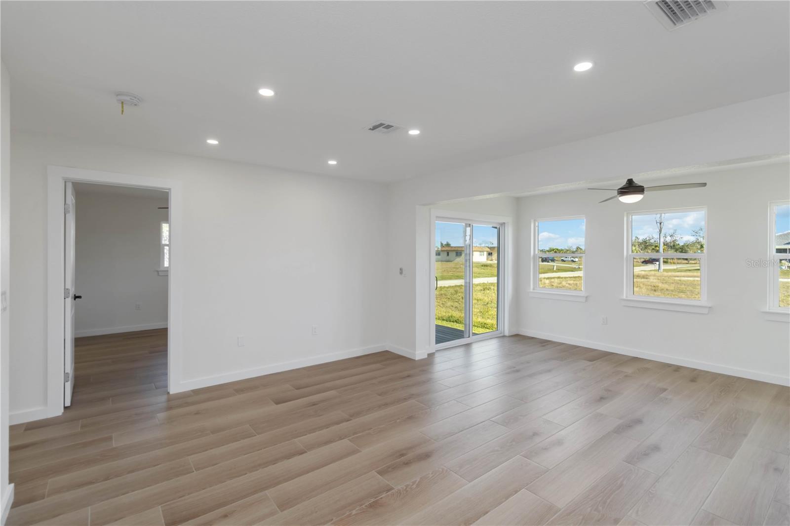 ROTONDA WEST OAKLAND HILLS - Residential Income