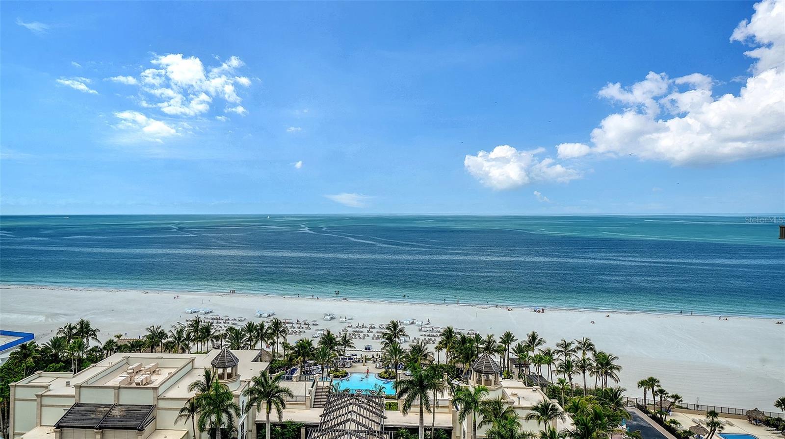 THE BEACH RESIDENCES - Residential