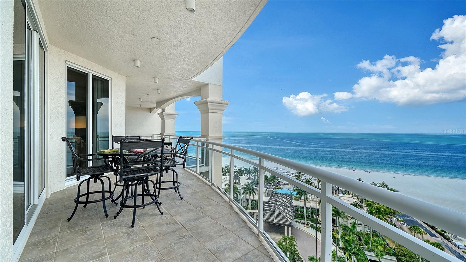 THE BEACH RESIDENCES - Residential