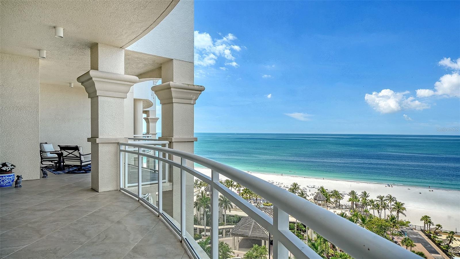 THE BEACH RESIDENCES - Residential