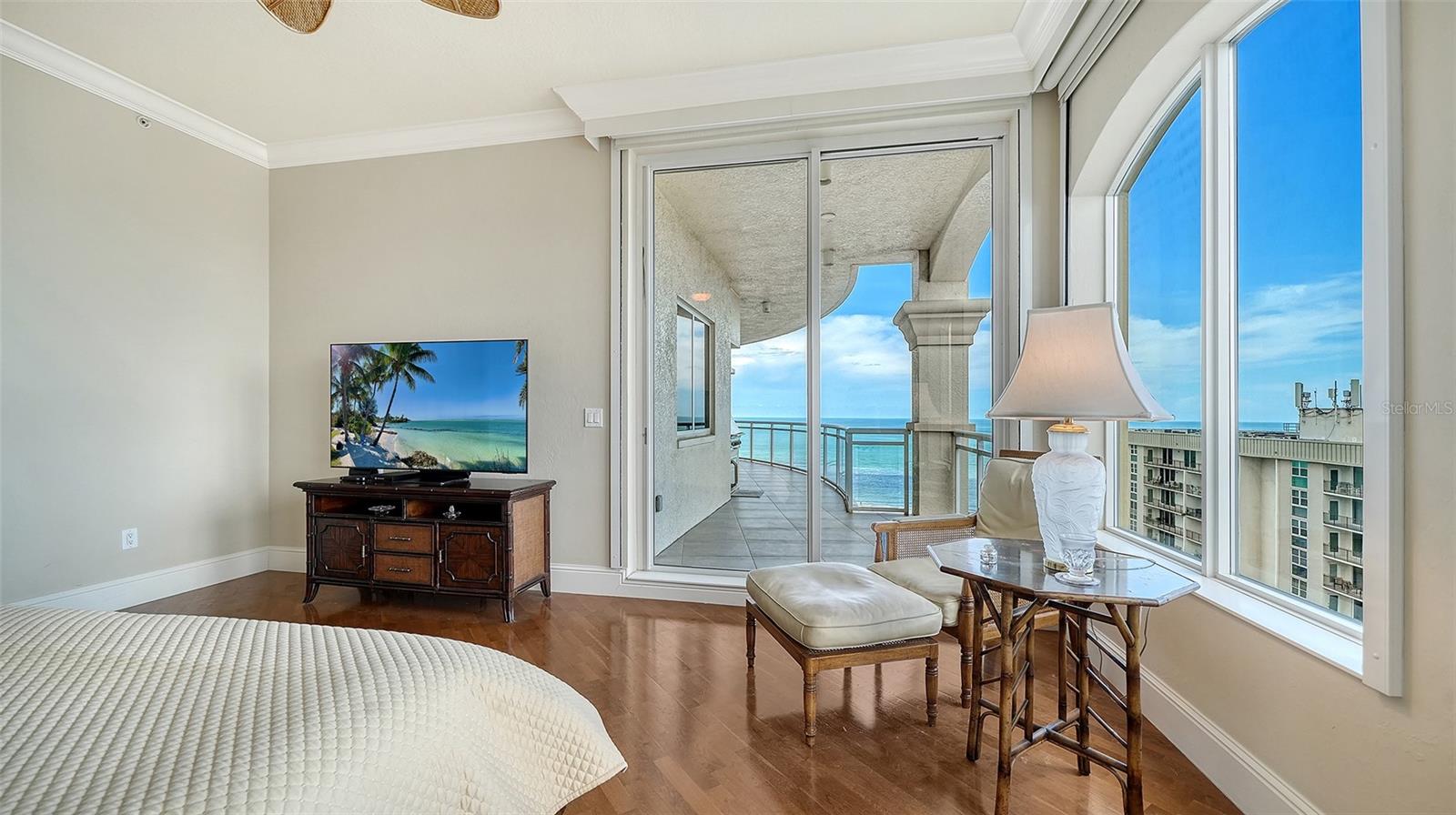 THE BEACH RESIDENCES - Residential