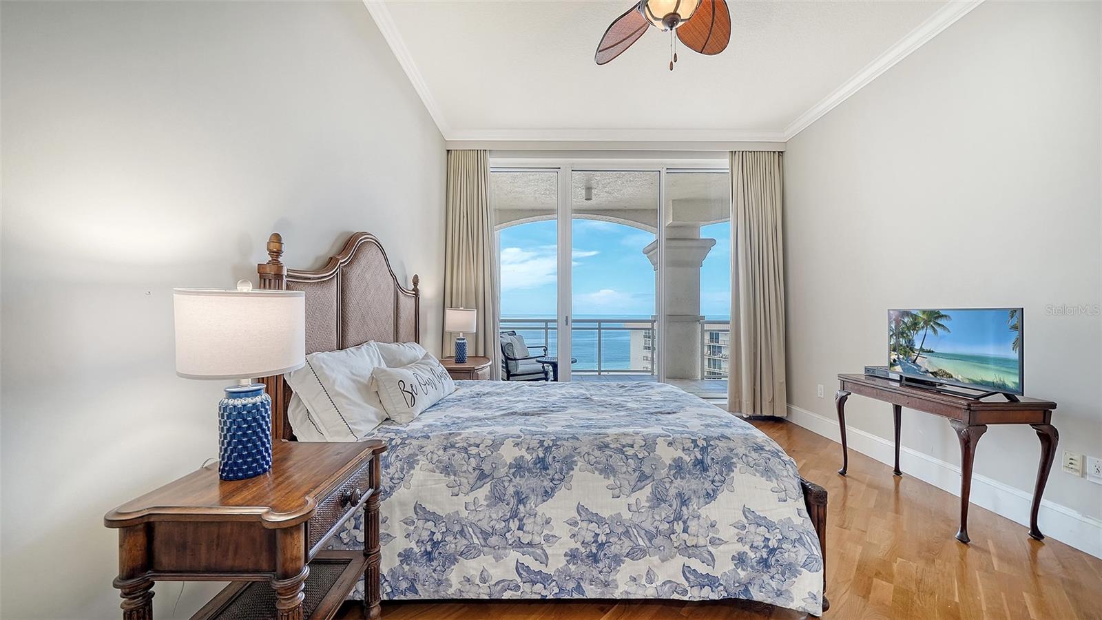 THE BEACH RESIDENCES - Residential