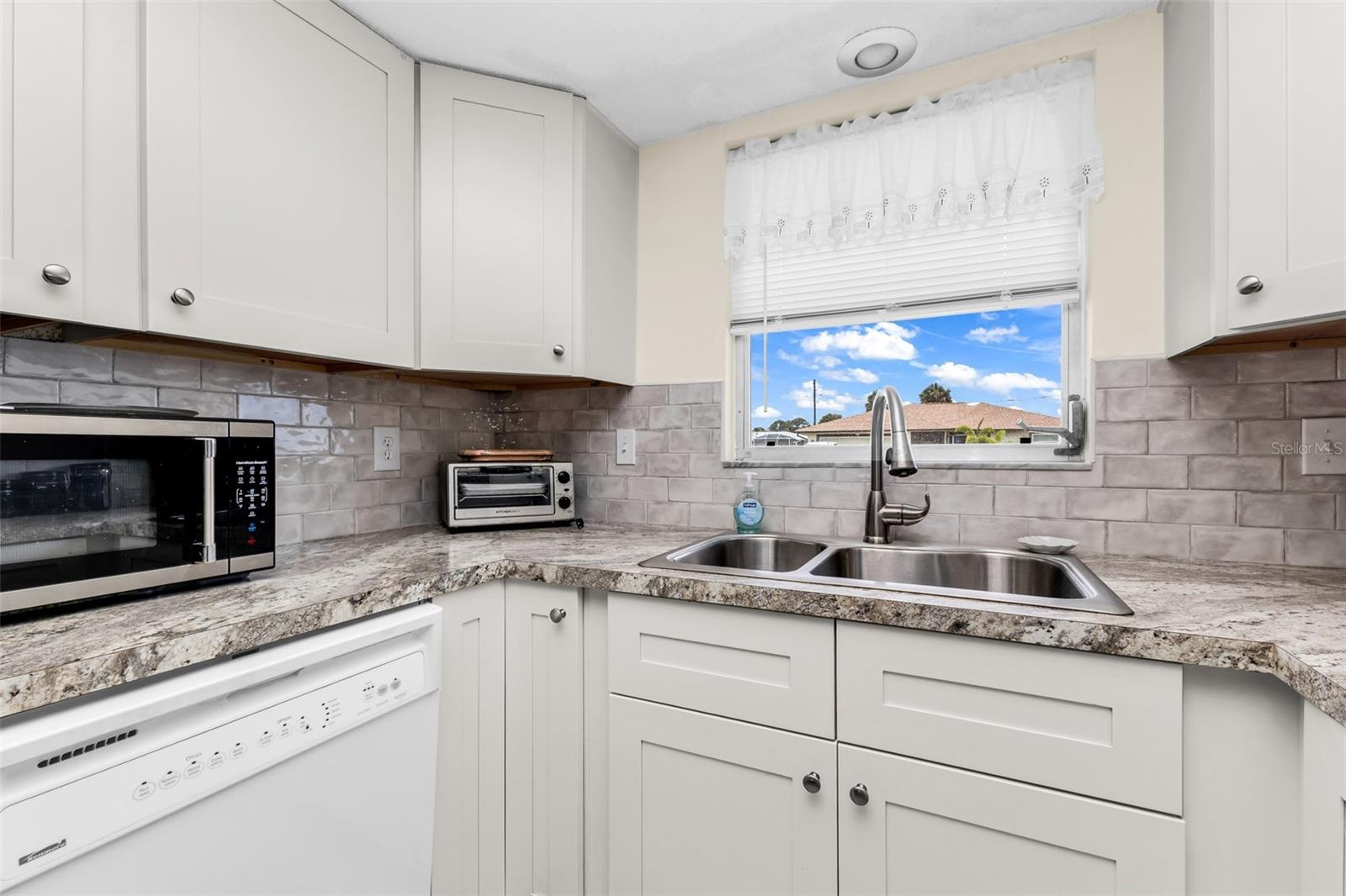 CLINTWOOD ACRES - Residential