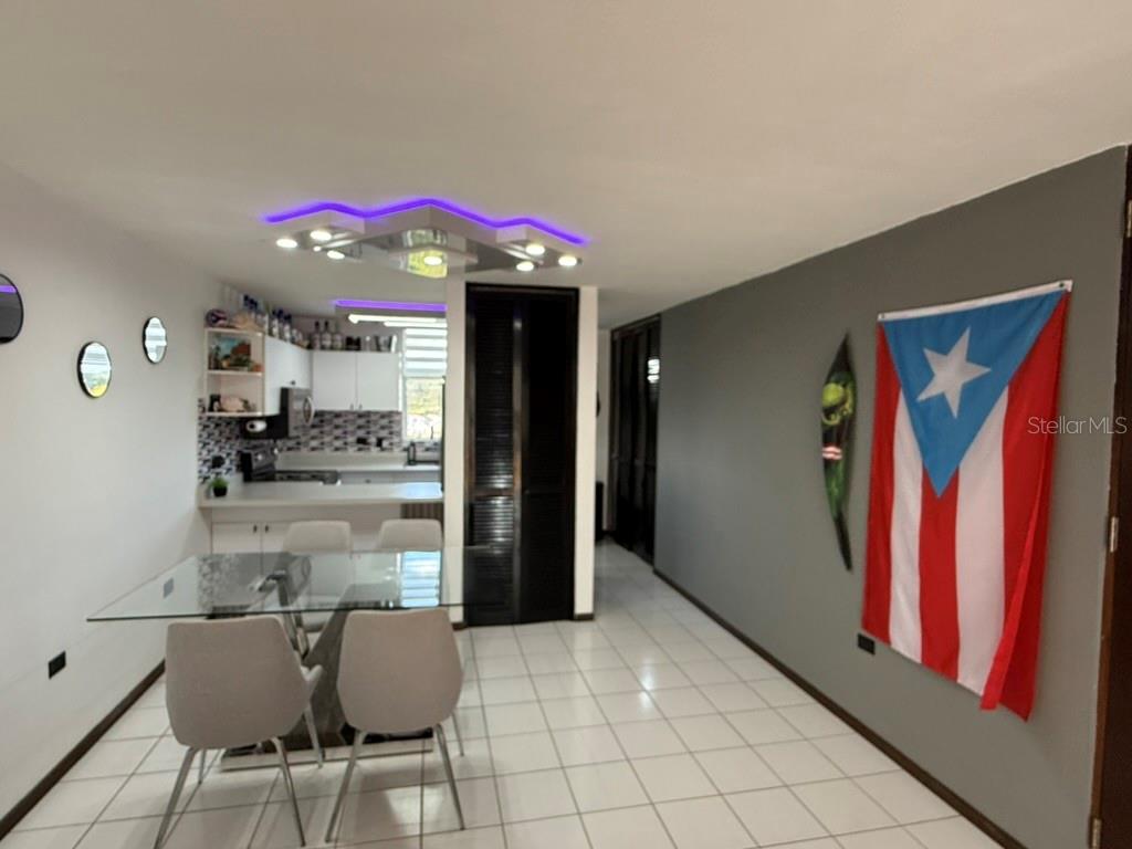 VISTA REAL CONDOMINIUM - Residential