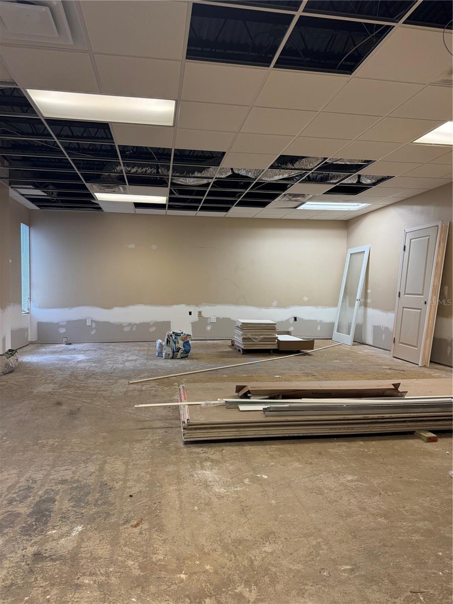 UNPLATTED - Commercial Lease